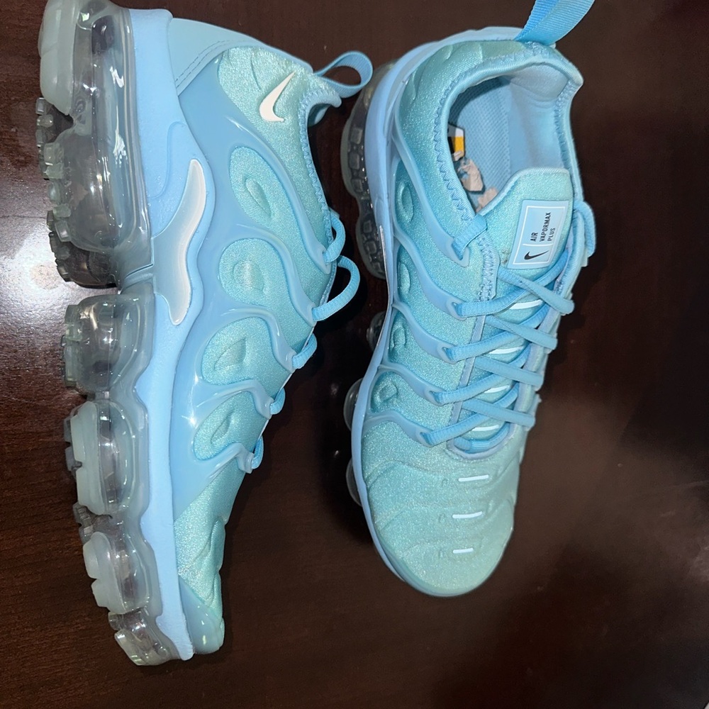 Nike VaporMax Plus Sky Blue Sneakers